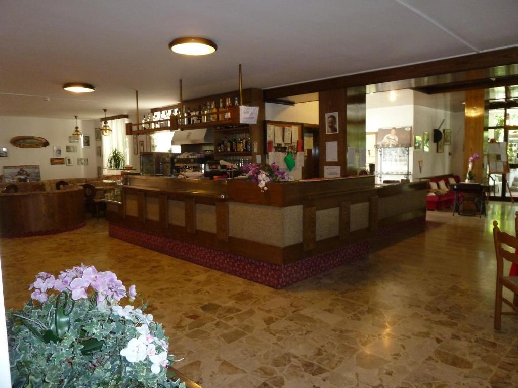 Garden House - Hotel Sport Levico Terme Kültér fotó